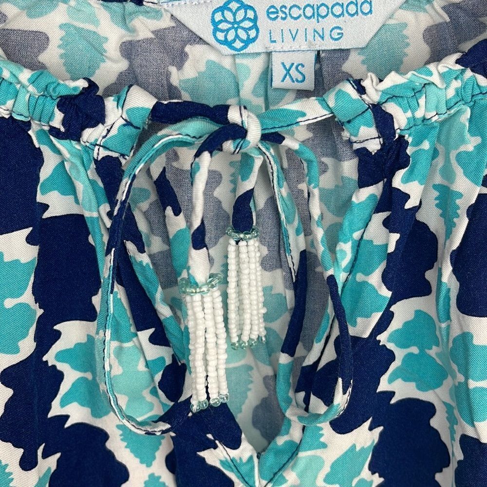 Escapada Living Patterned Tank - Picture 2 of 6